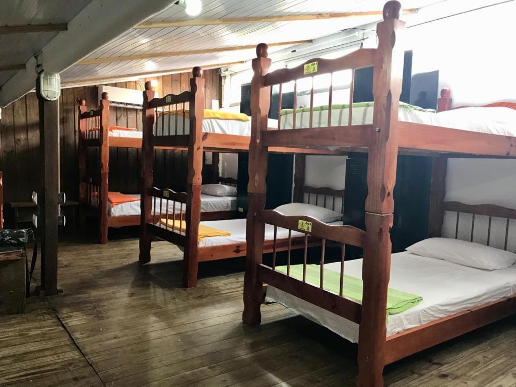 Hostel Banana House Bombinhas Exteriér fotografie